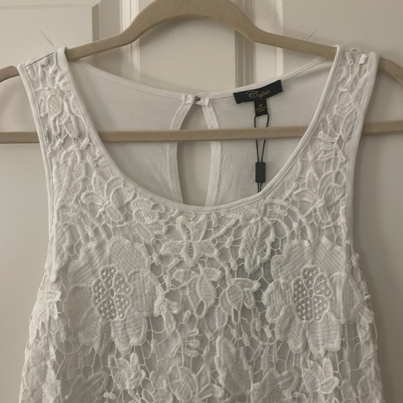 Cupio White Lace Overlay Floral White Tank Top - Size M - Picture 2 of 5